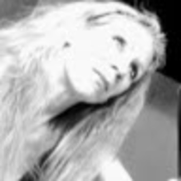 Meet your Posher, Kat - Picture 1 of 1